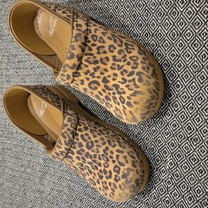 Dansko Leopard Print Clogs size 12 (42)